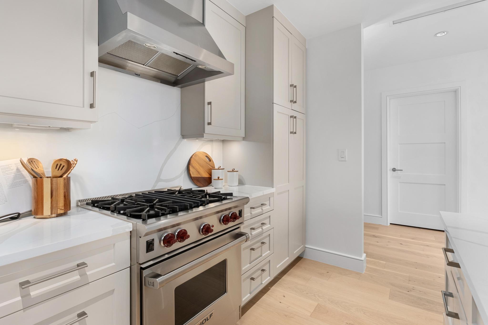 98 San Jacinto Blvd # 1109, Austin, TX 78701