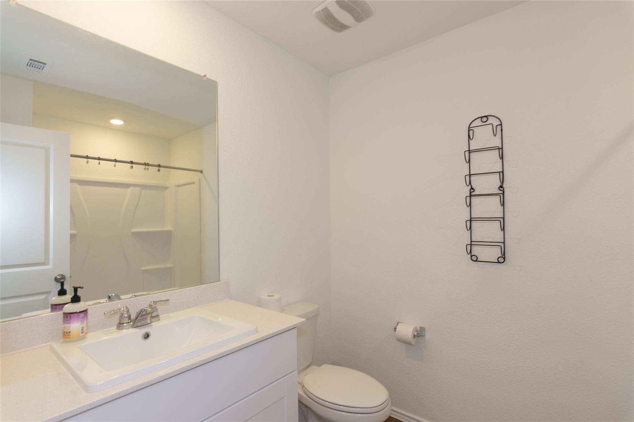 544 Rancho Del Cielo Loop, Jarrell, TX 76537