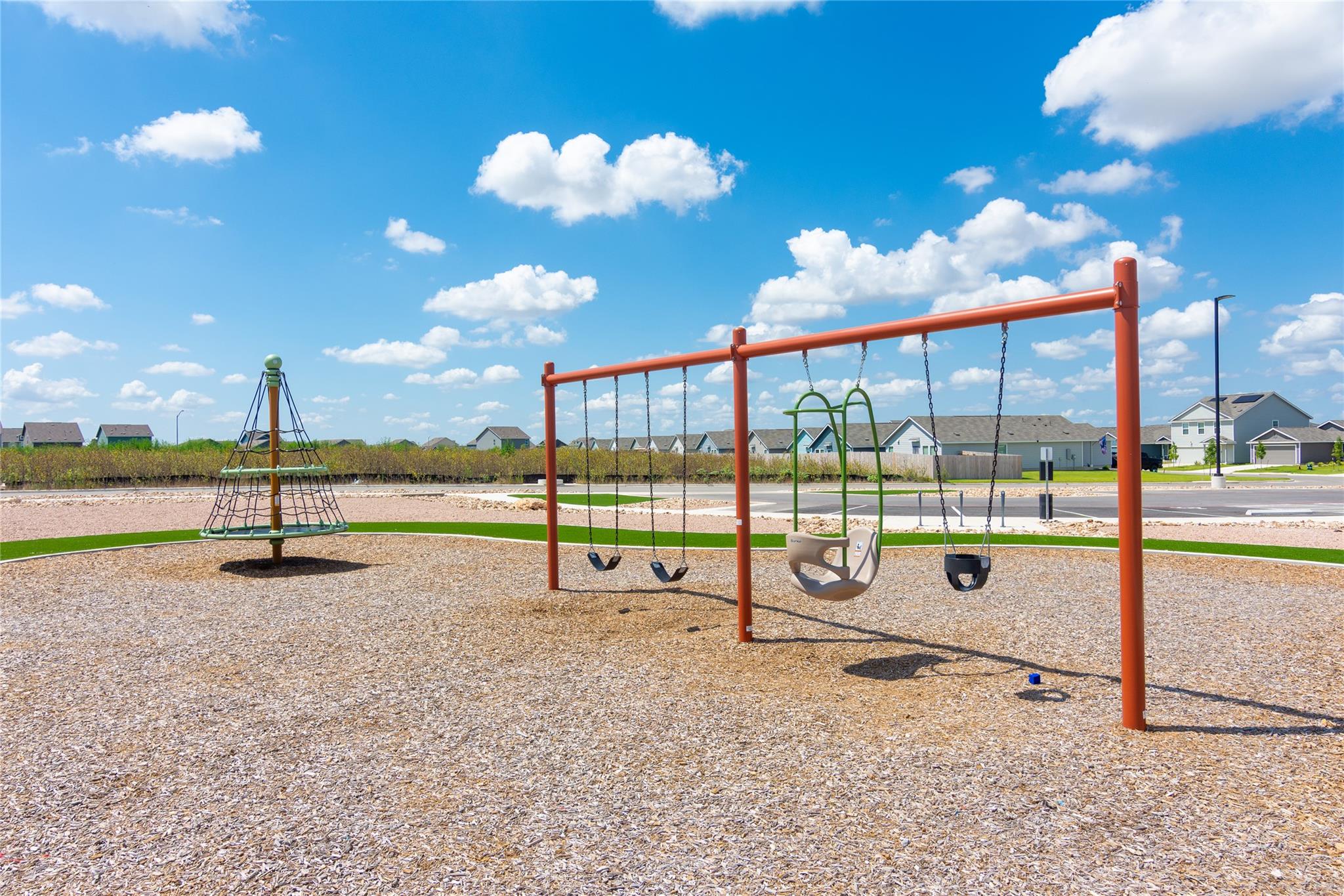 544 Rancho Del Cielo Loop, Jarrell, TX 76537