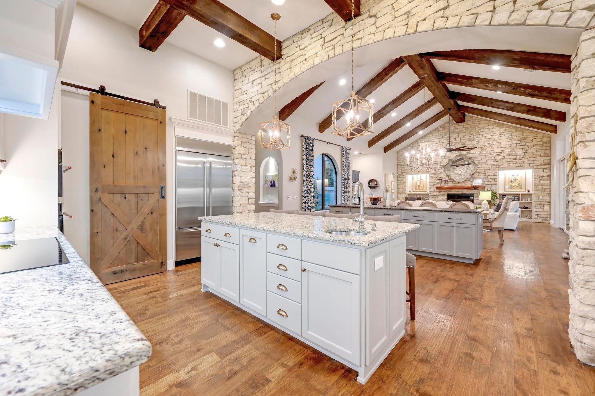 401 TRAIL RIDGE Rd, Wimberley, TX 78676