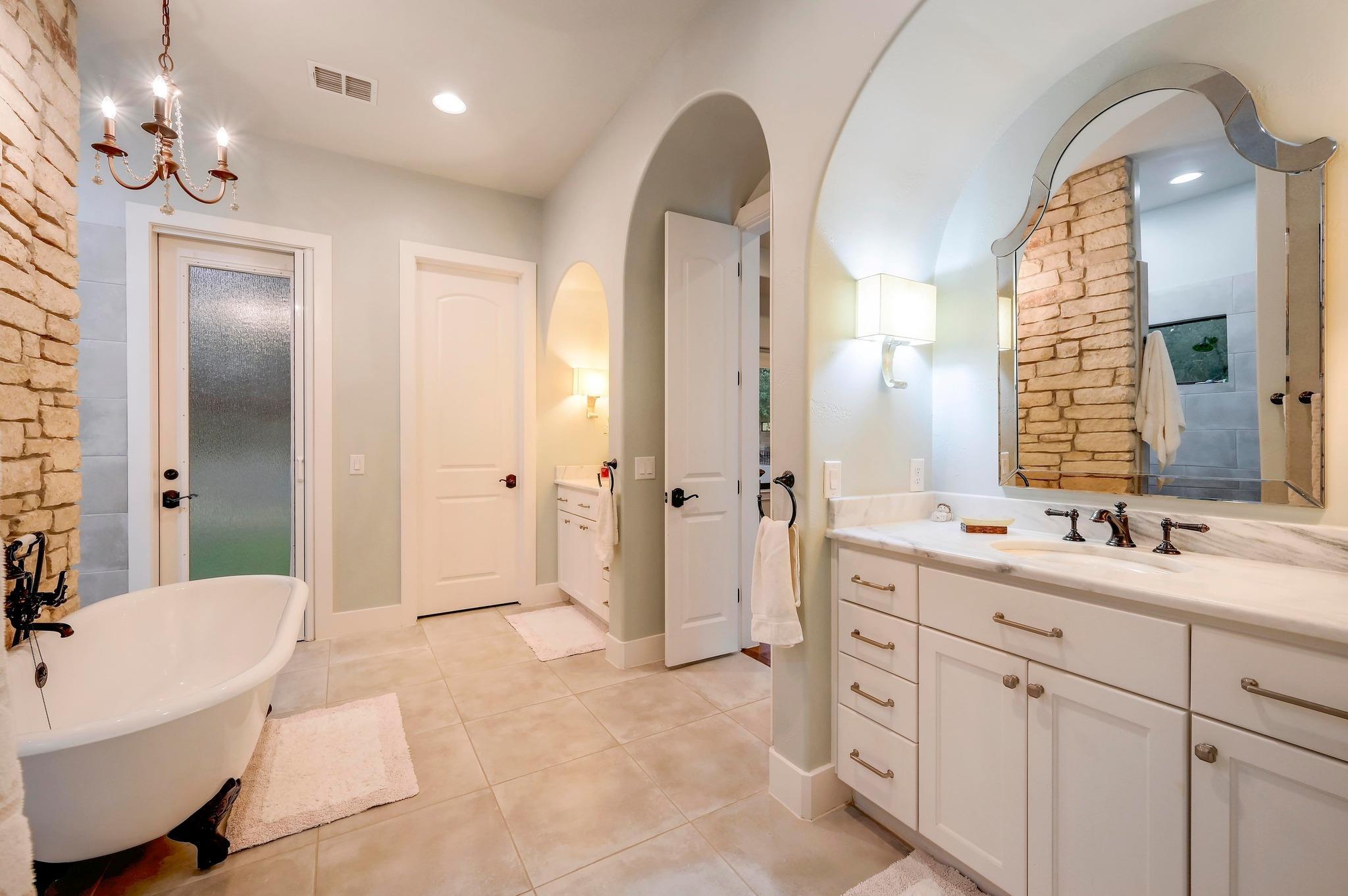 401 TRAIL RIDGE Rd, Wimberley, TX 78676