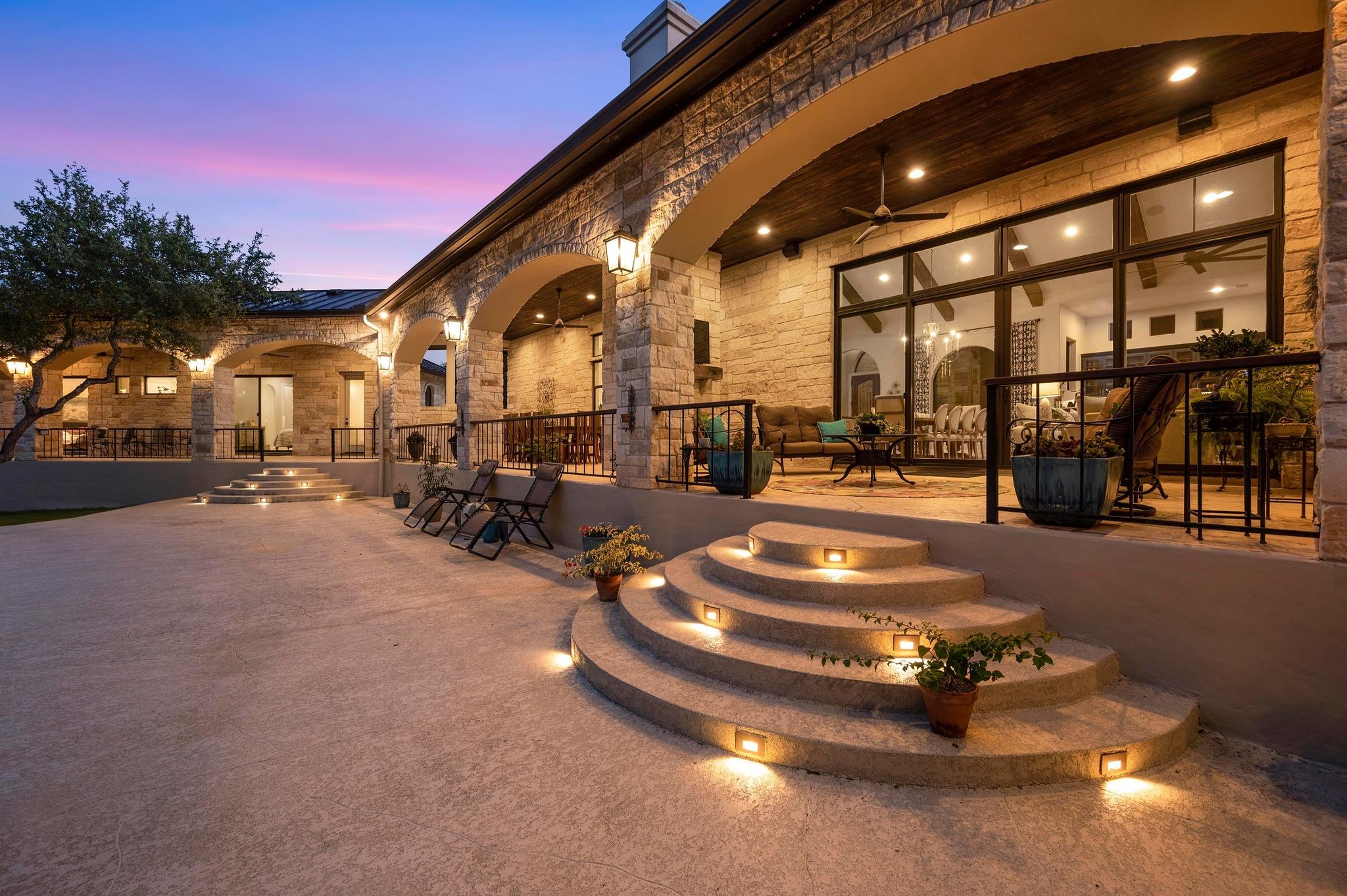 401 TRAIL RIDGE Rd, Wimberley, TX 78676