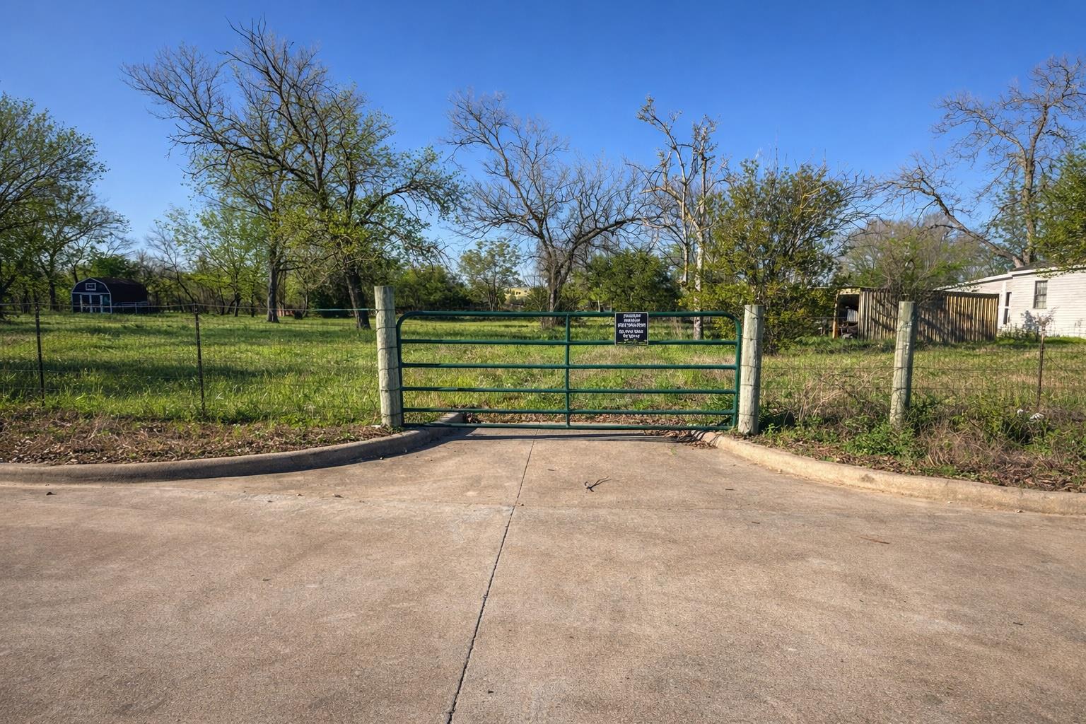 1314 Farm St, Bastrop, TX 78602