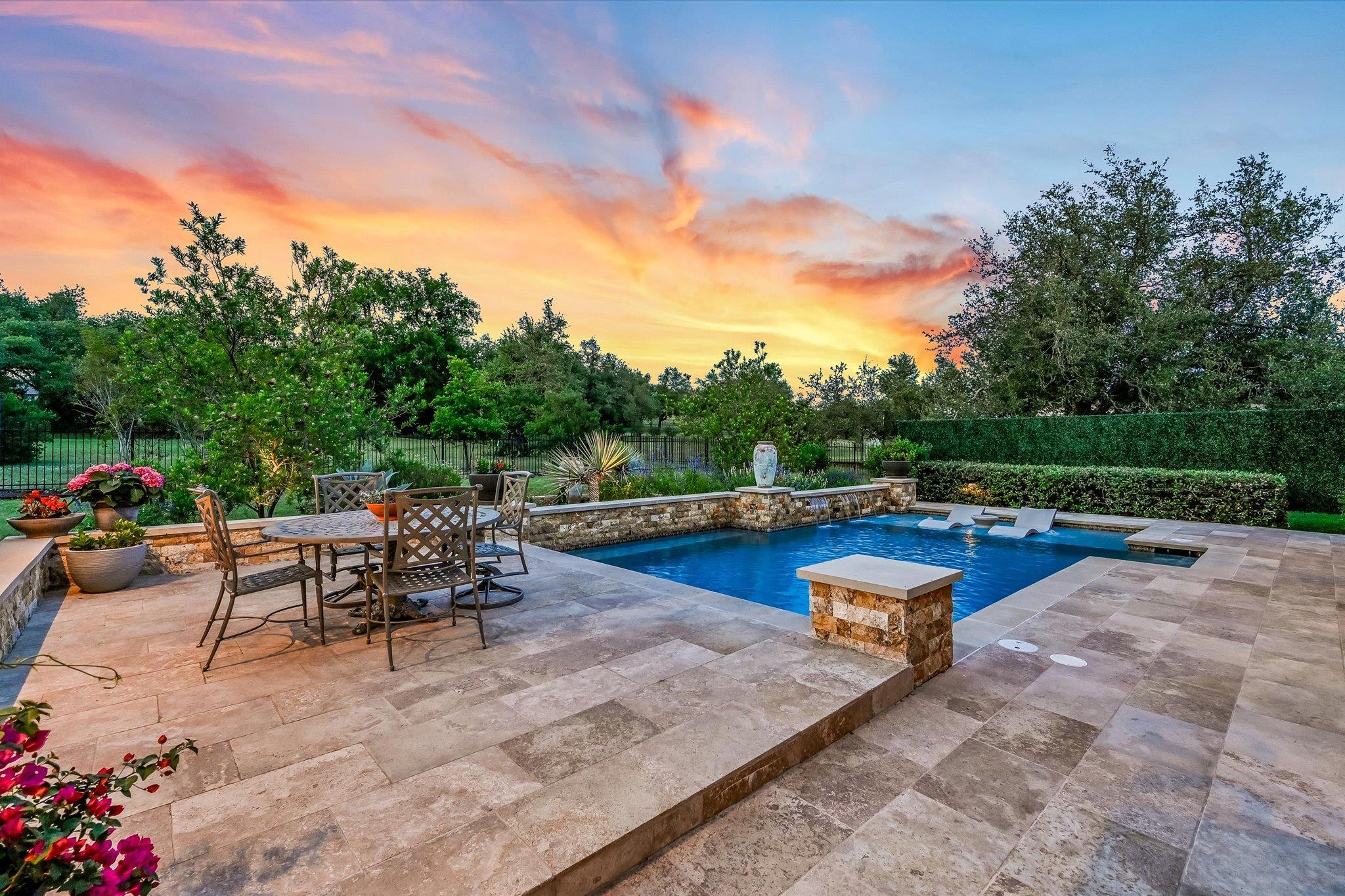 17100 FLAGLER Dr, Austin, TX 78738