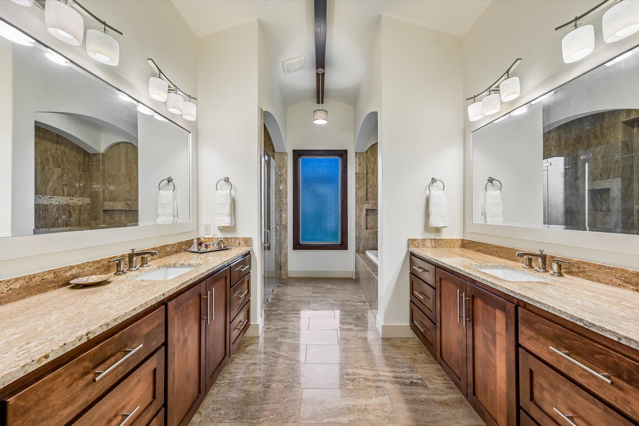 17100 FLAGLER Dr, Austin, TX 78738