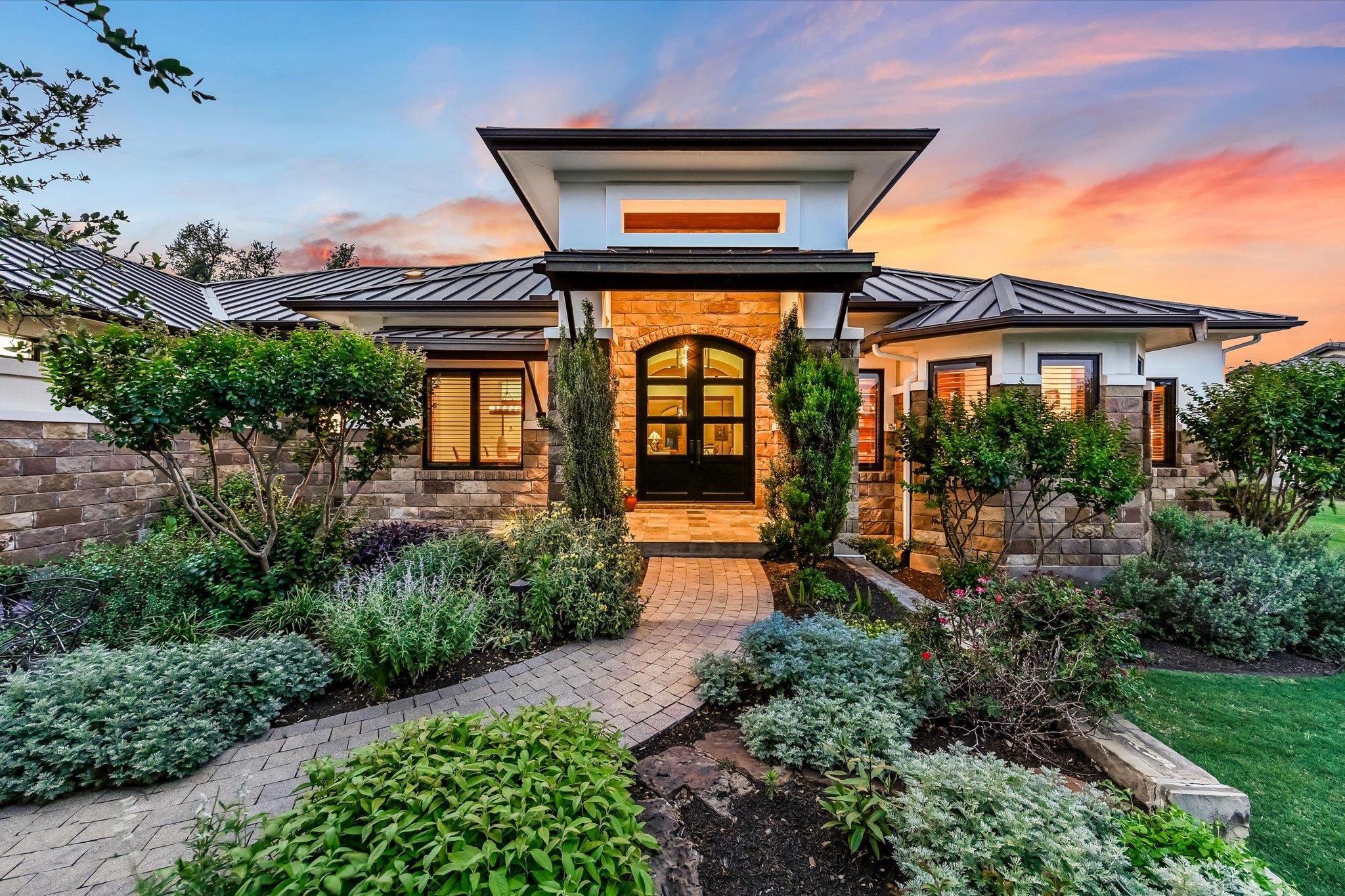 17100 FLAGLER Dr, Austin, TX 78738