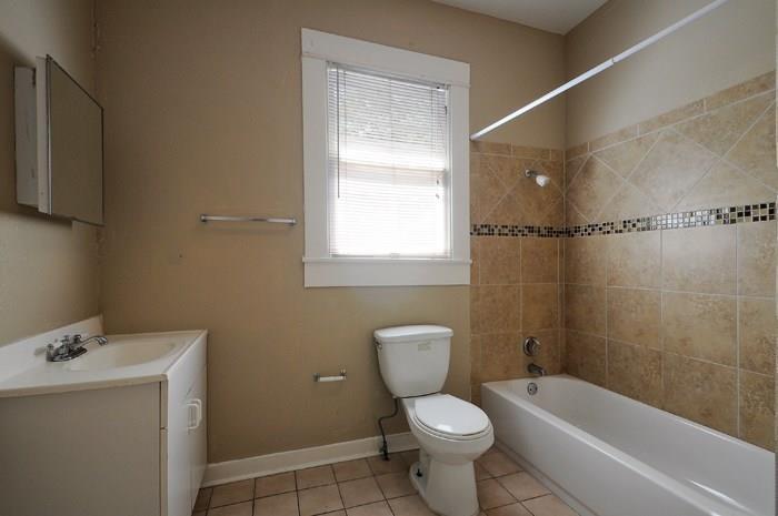 610 W 35th St # A, Austin, TX 78705