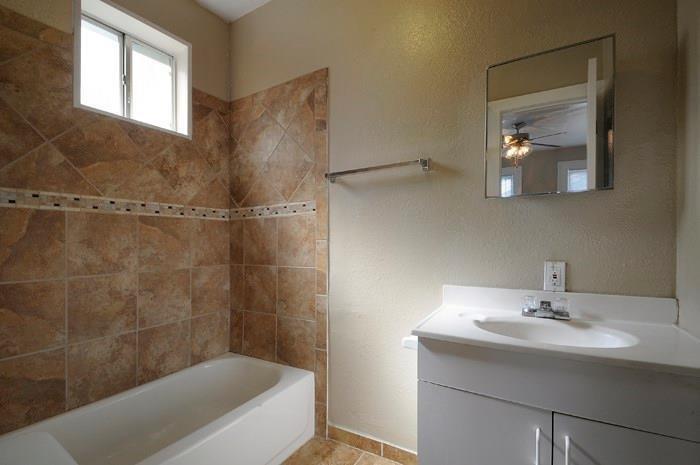 610 W 35th St # A, Austin, TX 78705