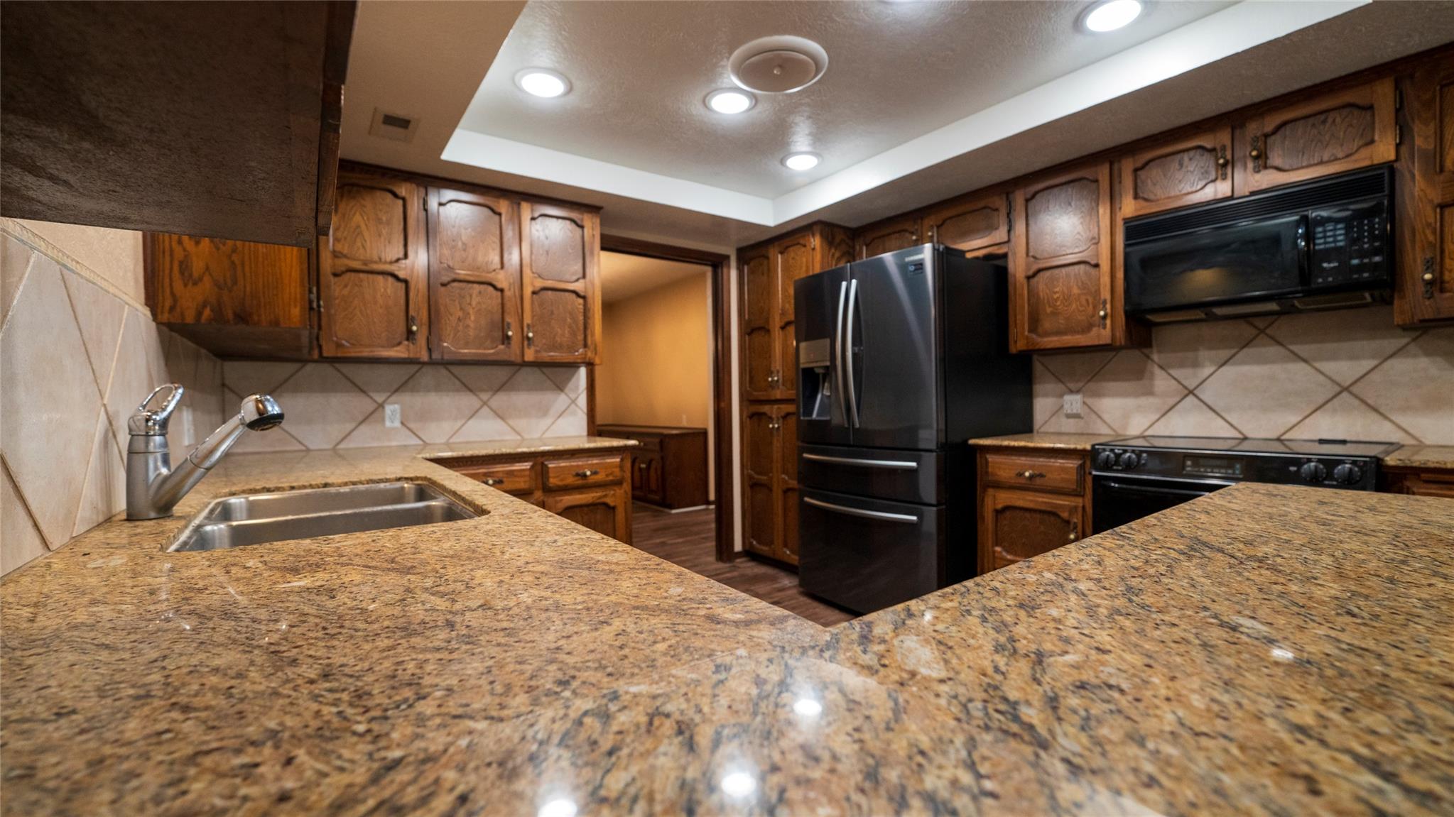 2105 Yokley Rd, Rockdale, TX 76567