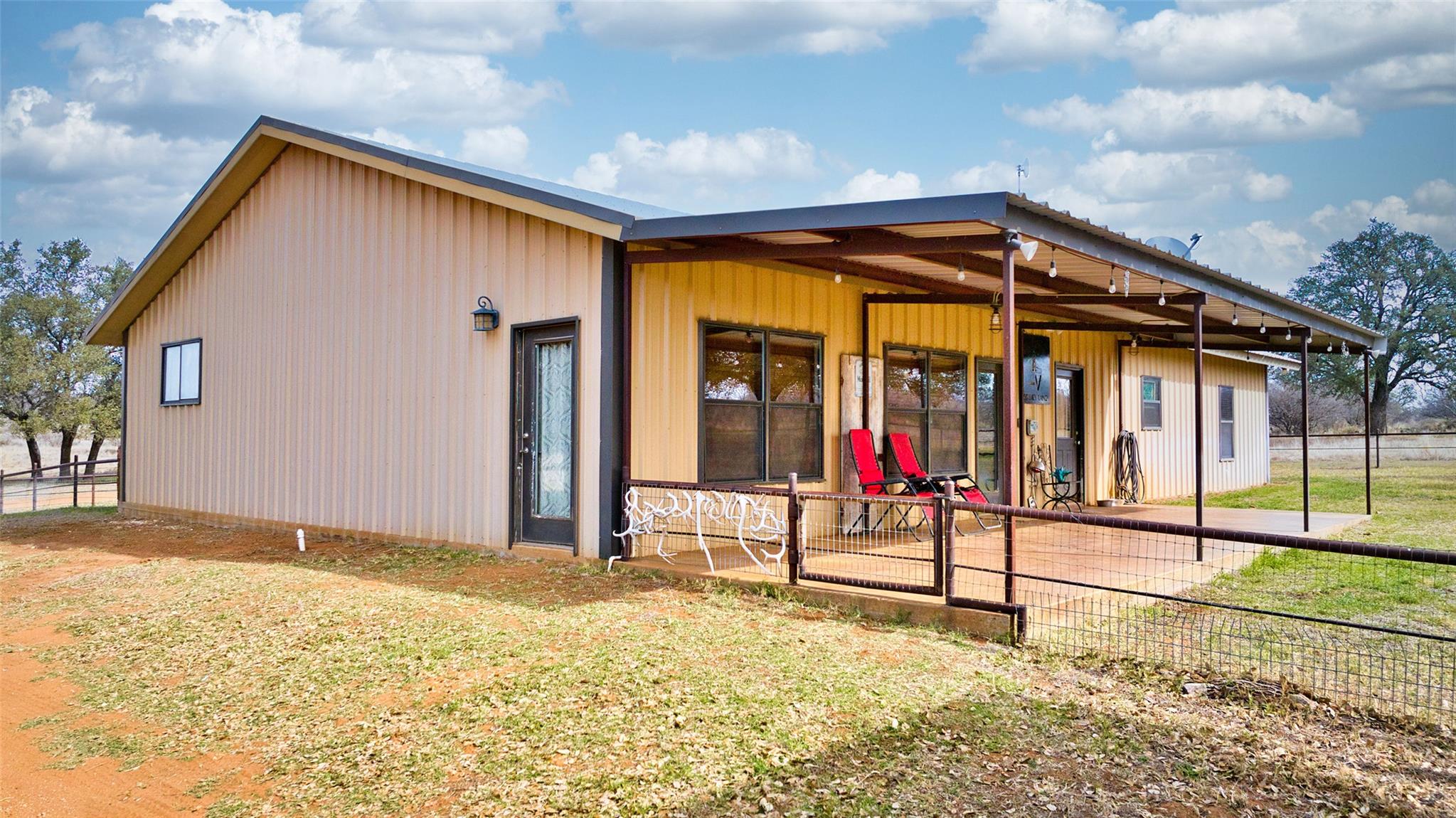 5801 Smith Rd, Mason, TX 76856