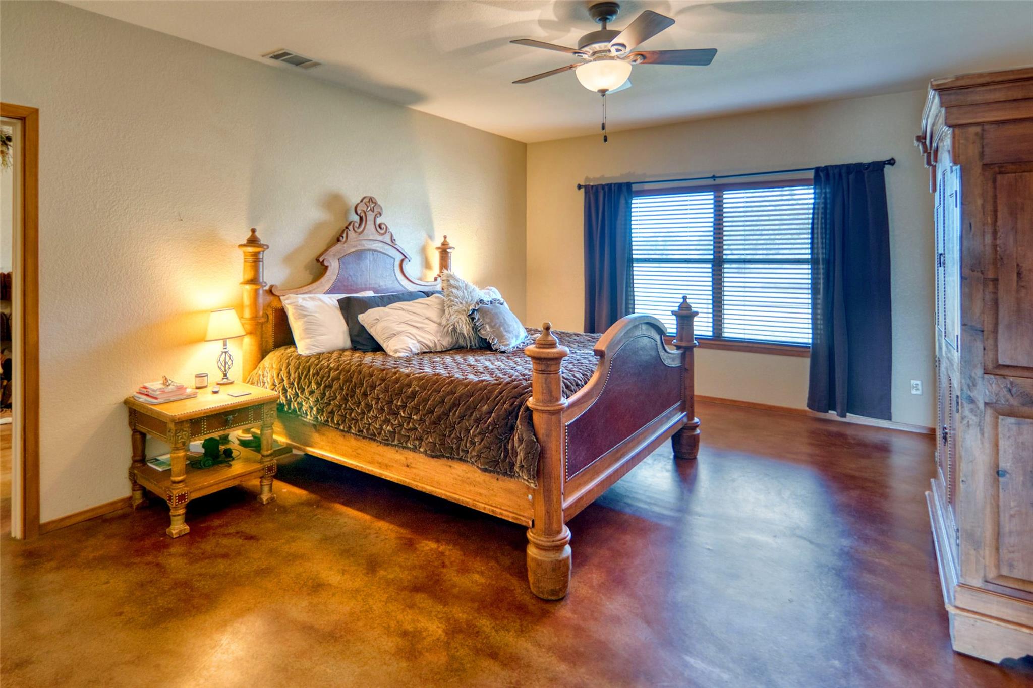 5801 Smith Rd, Mason, TX 76856