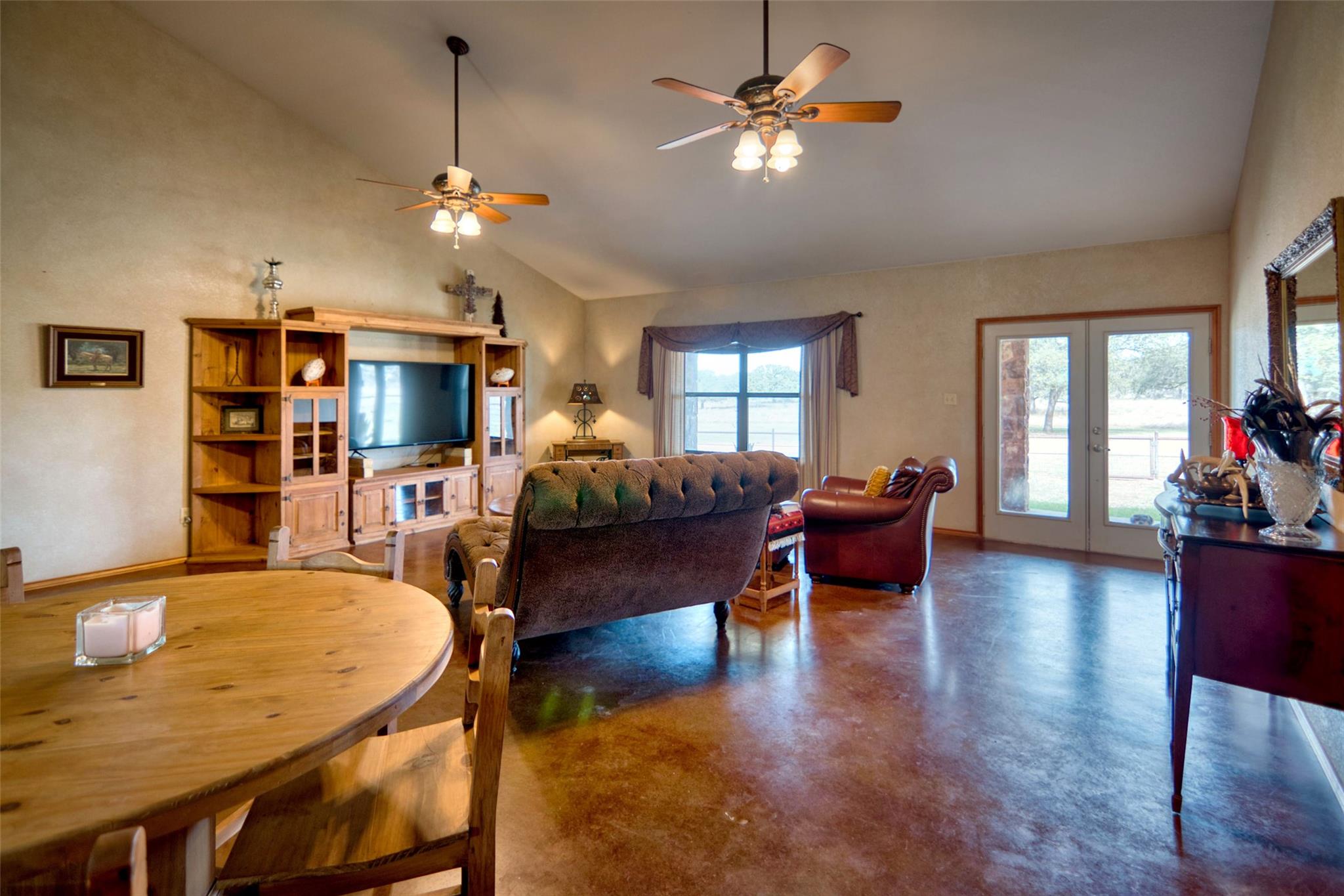 5801 Smith Rd, Mason, TX 76856