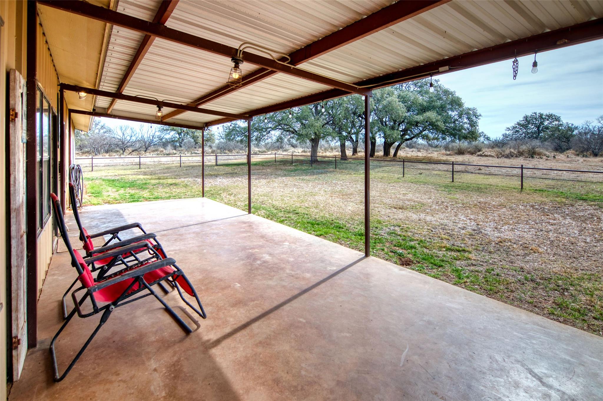 5801 Smith Rd, Mason, TX 76856