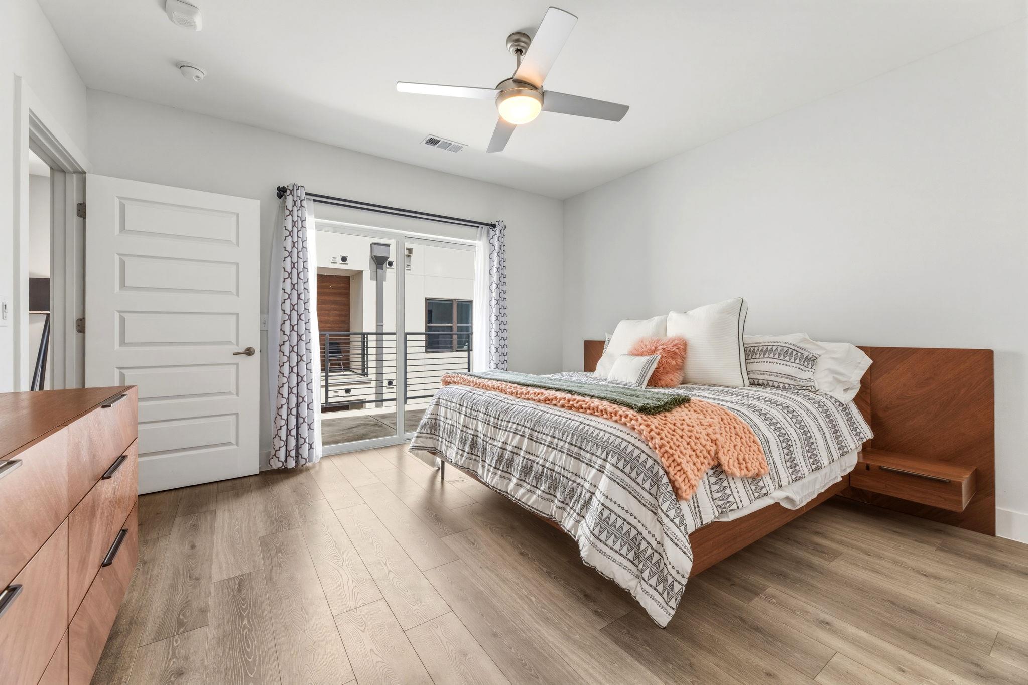 2213 Poquito St # 317, Austin, TX 78722