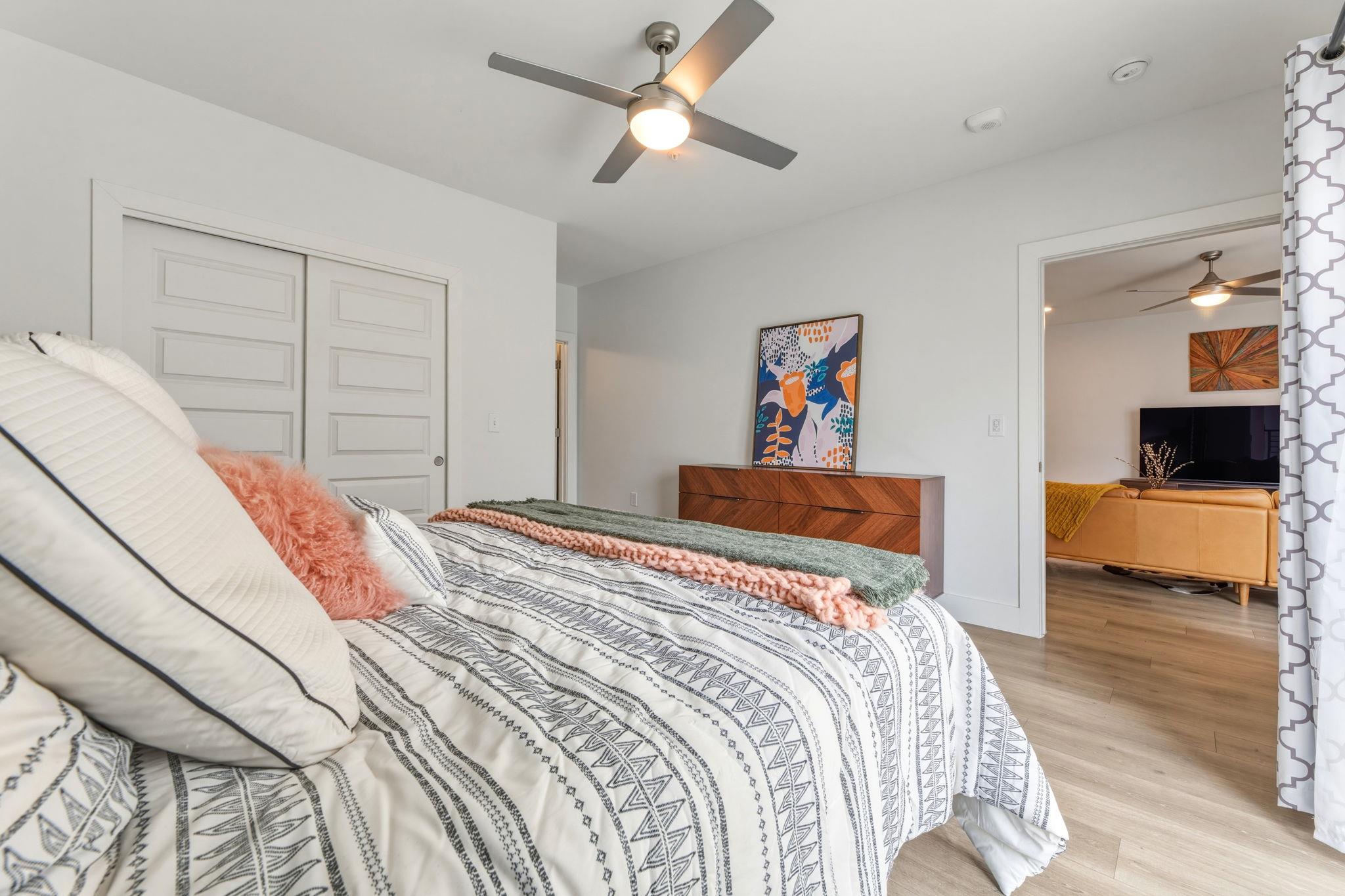 2213 Poquito St # 317, Austin, TX 78722