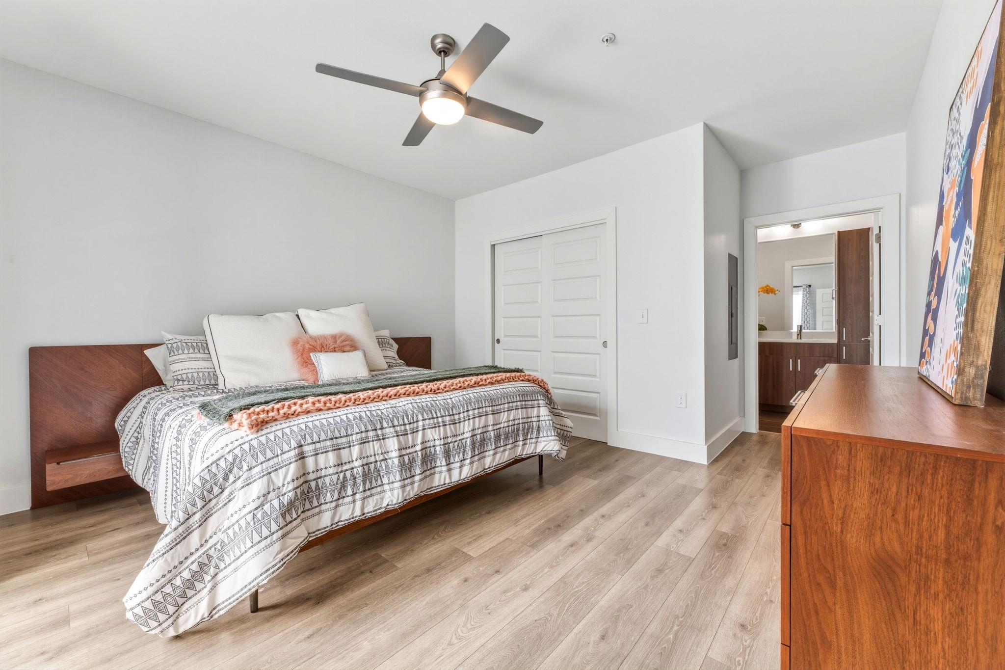 2213 Poquito St # 317, Austin, TX 78722