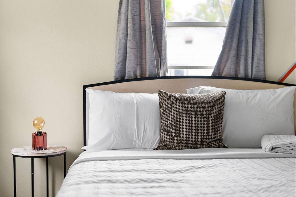 1100 Neans Dr, Austin, TX 78758