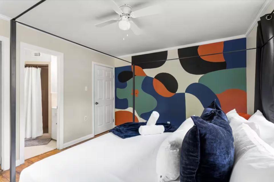 1100 Neans Dr, Austin, TX 78758