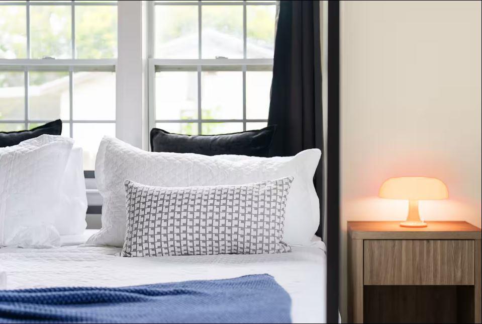 1100 Neans Dr, Austin, TX 78758