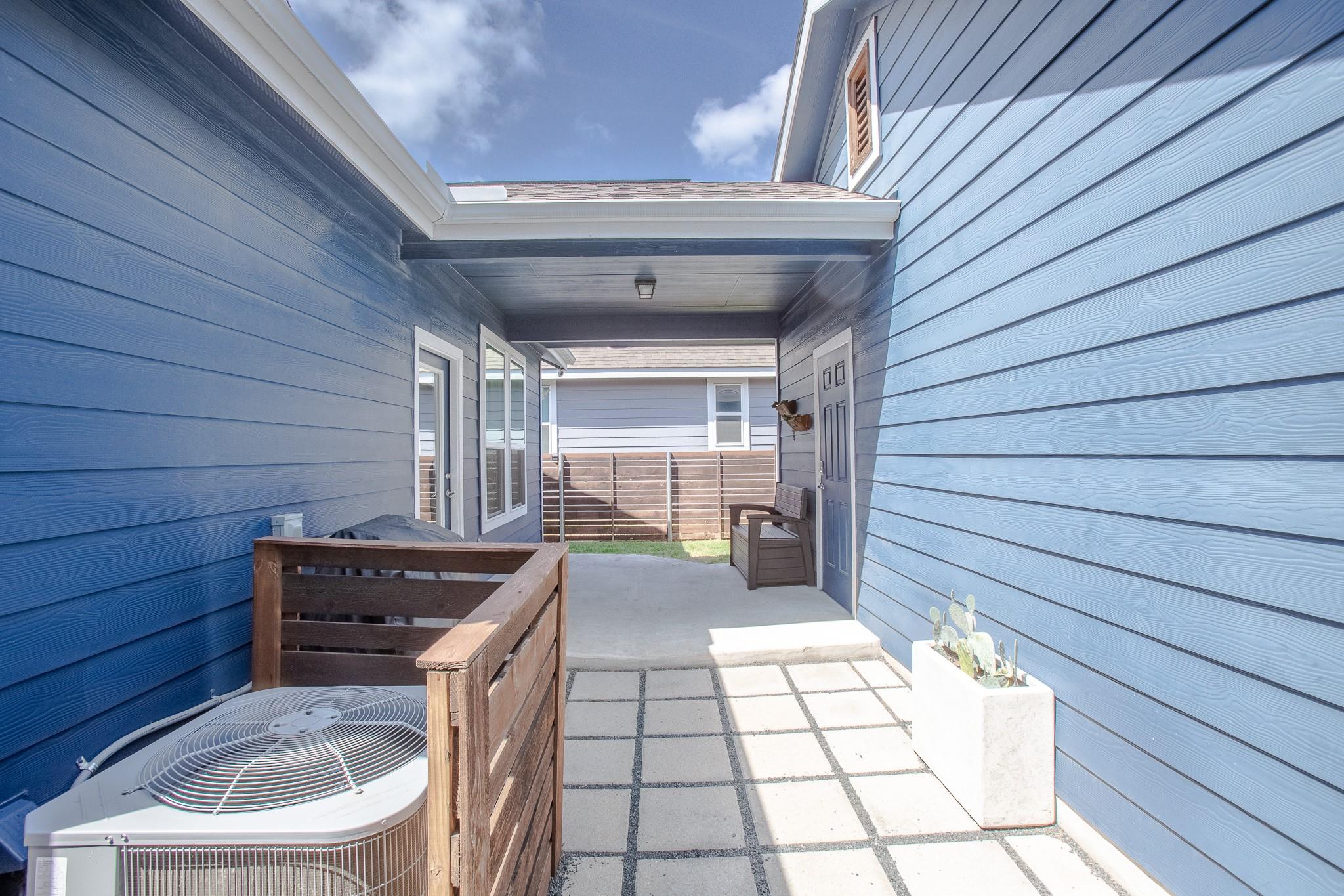 8916 Cattle Baron Path, Austin, TX 78747