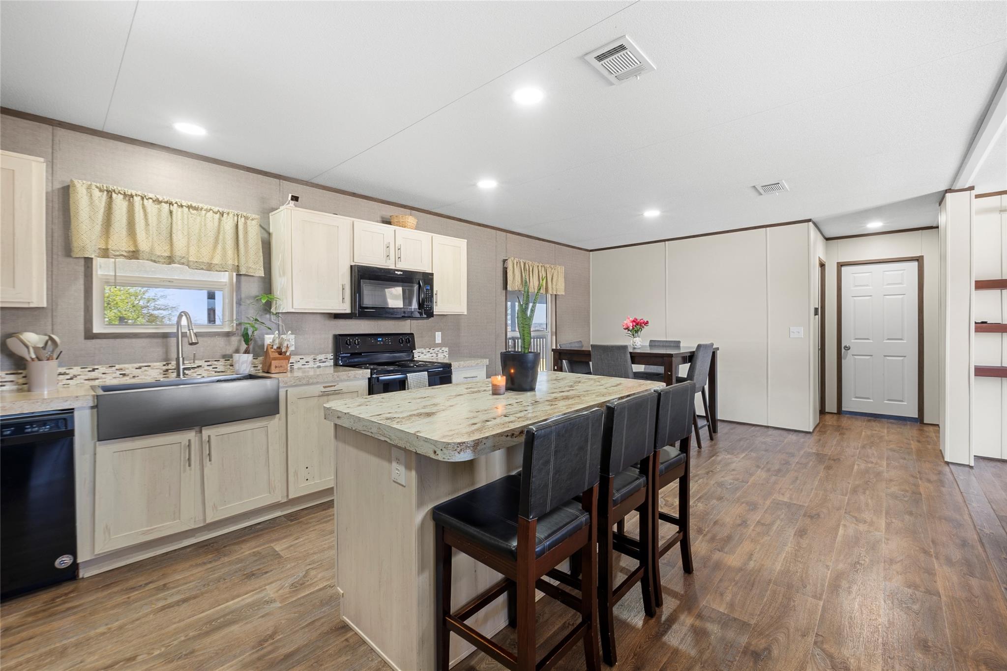 22774 Windy Meadows Cv, Salado, TX 76571