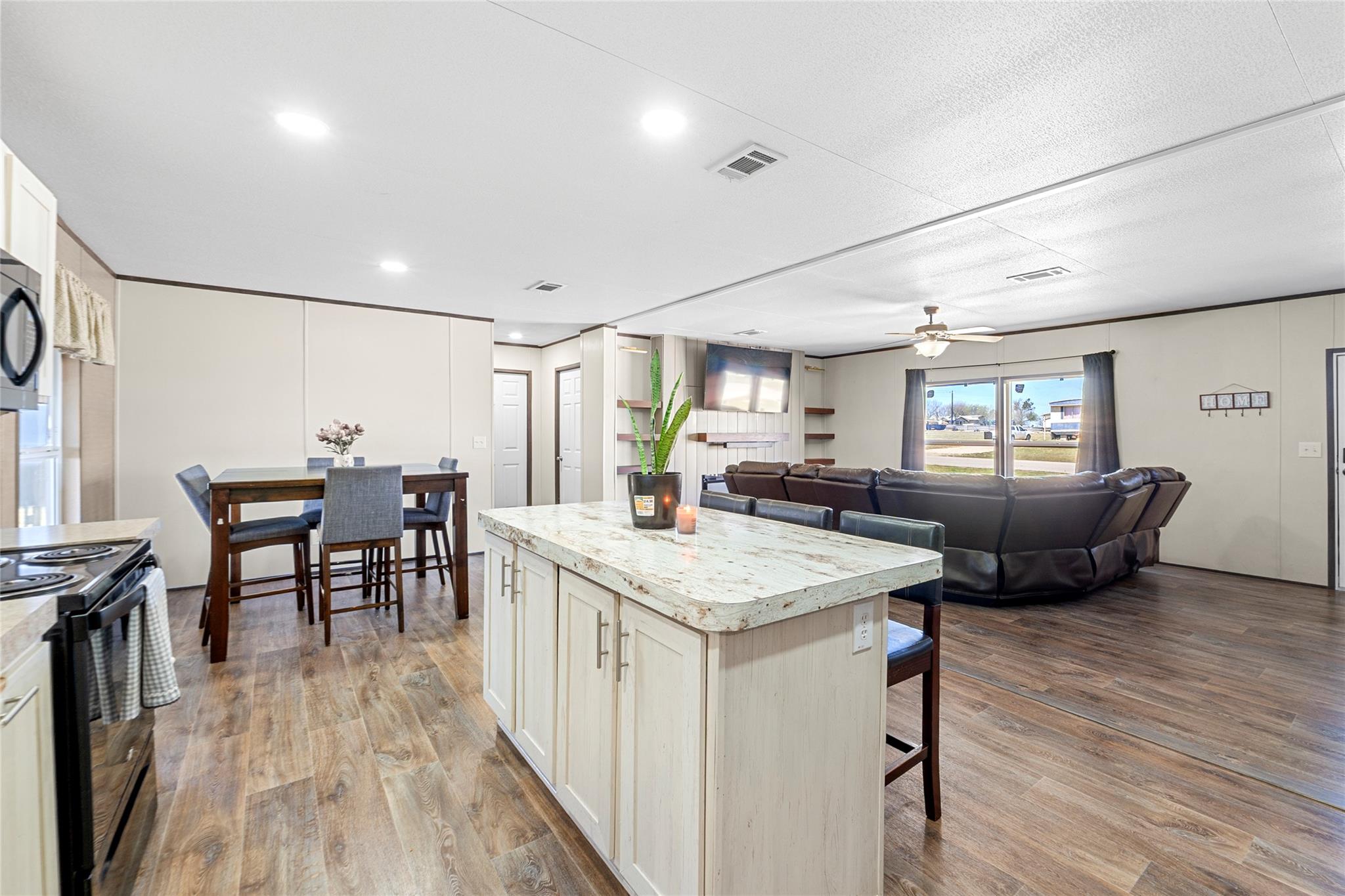 22774 Windy Meadows Cv, Salado, TX 76571