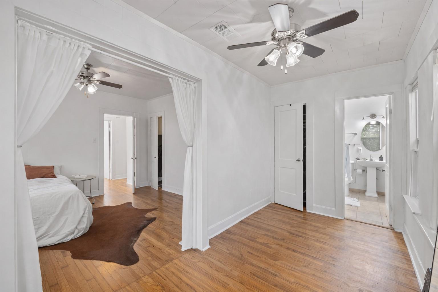 1202 E 29th St # B, Austin, TX 78722