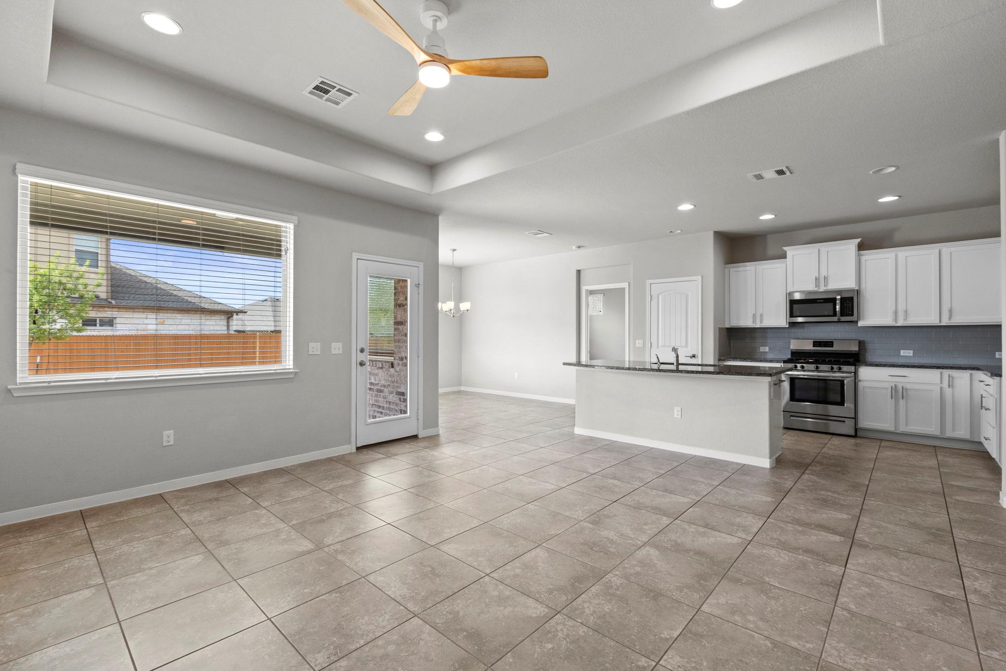 2309 Lyla Ln, Leander, TX 78641