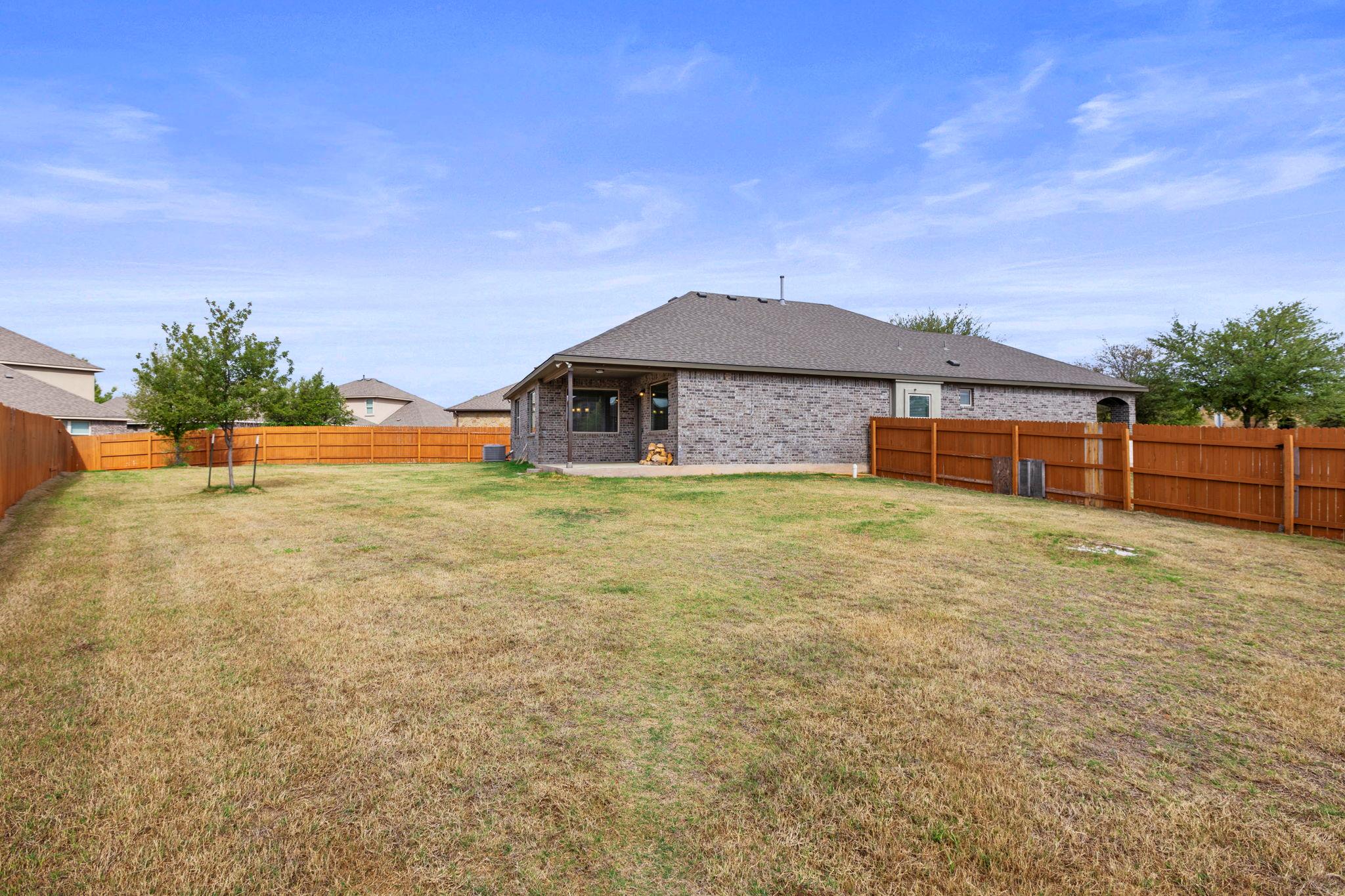 2309 Lyla Ln, Leander, TX 78641