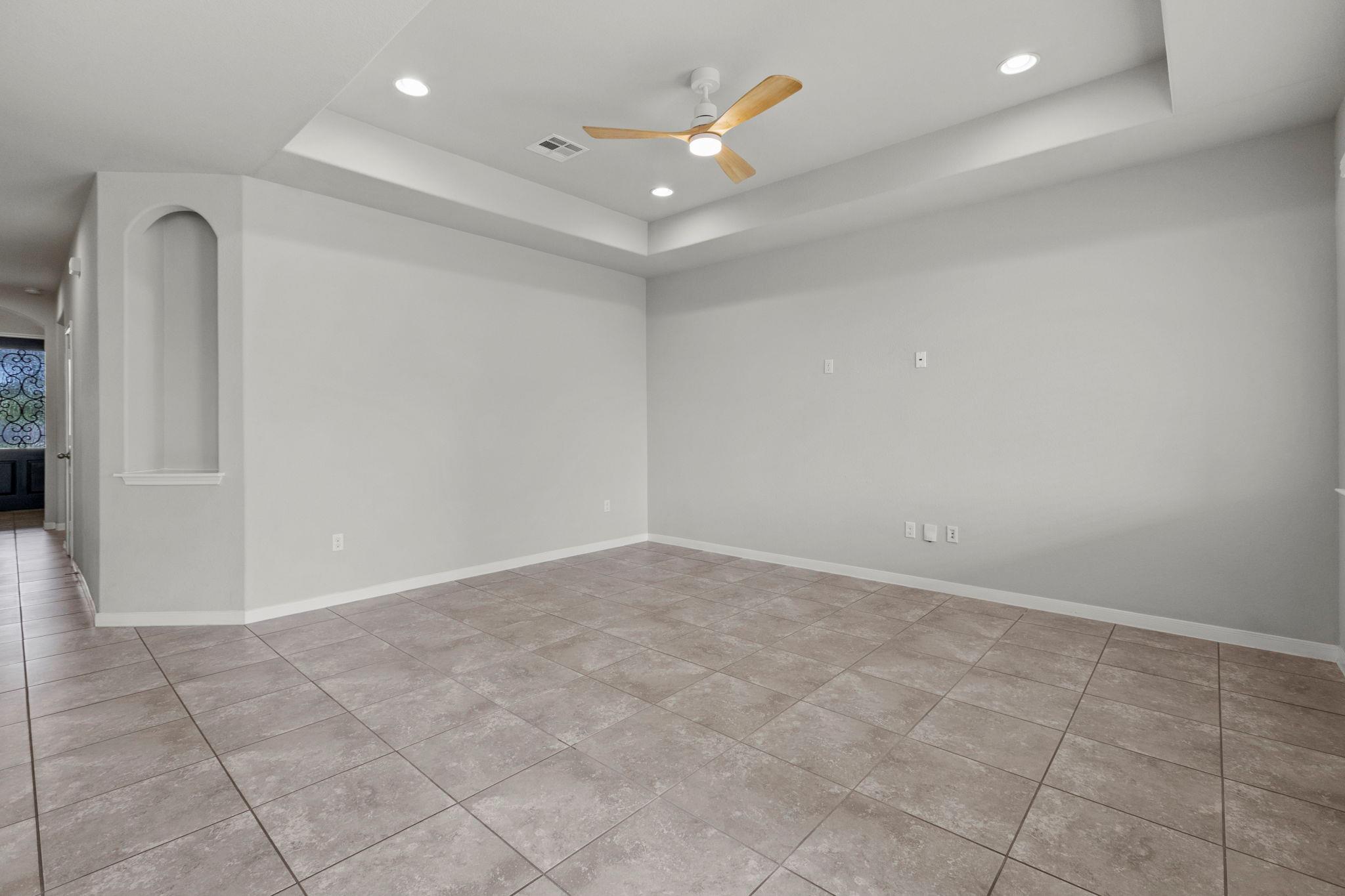 2309 Lyla Ln, Leander, TX 78641