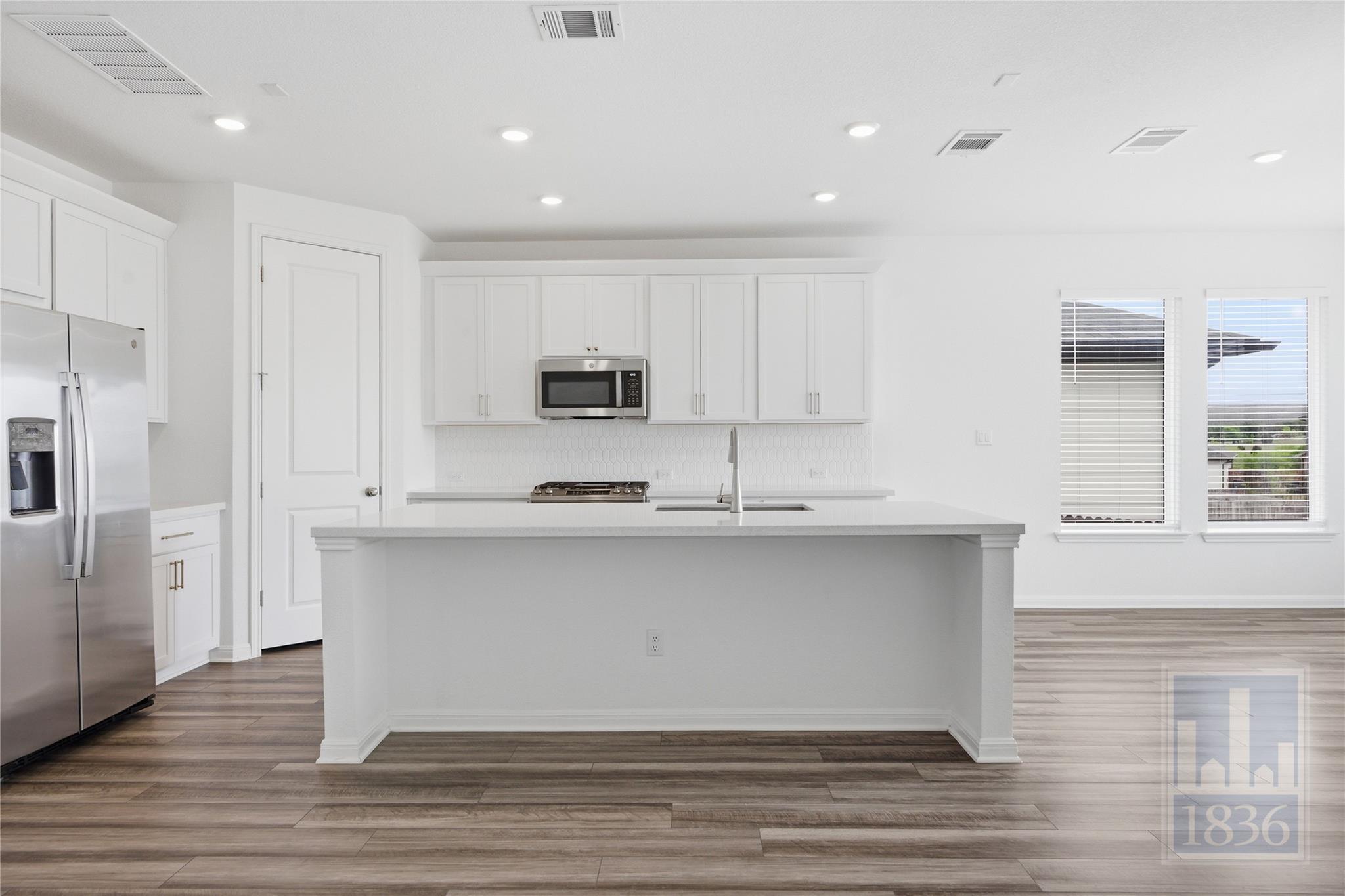 12713 Brave Tenderfoot Trl, Buda, TX 78610