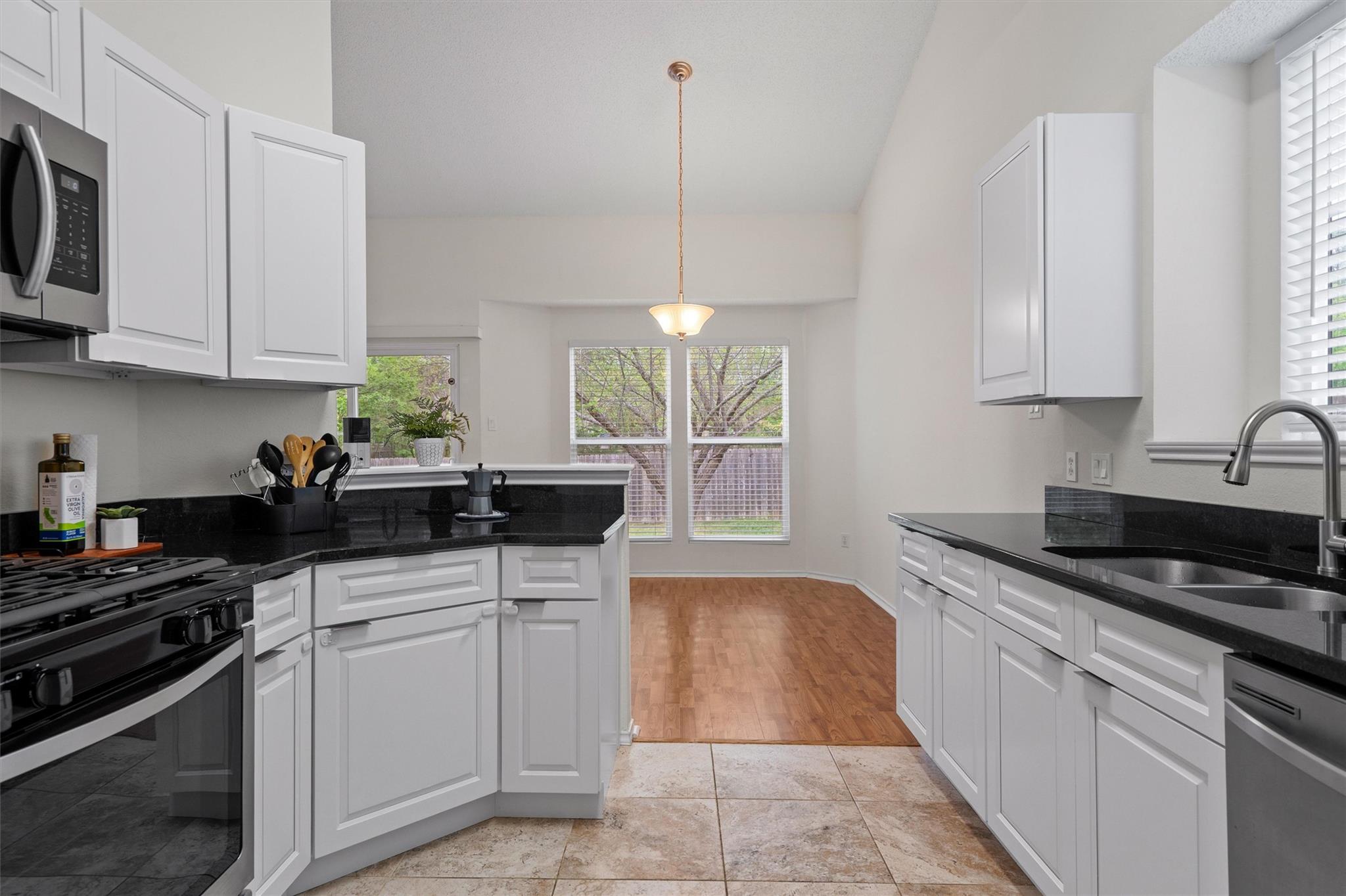 14818 Yellowleaf Trl, Austin, TX 78728