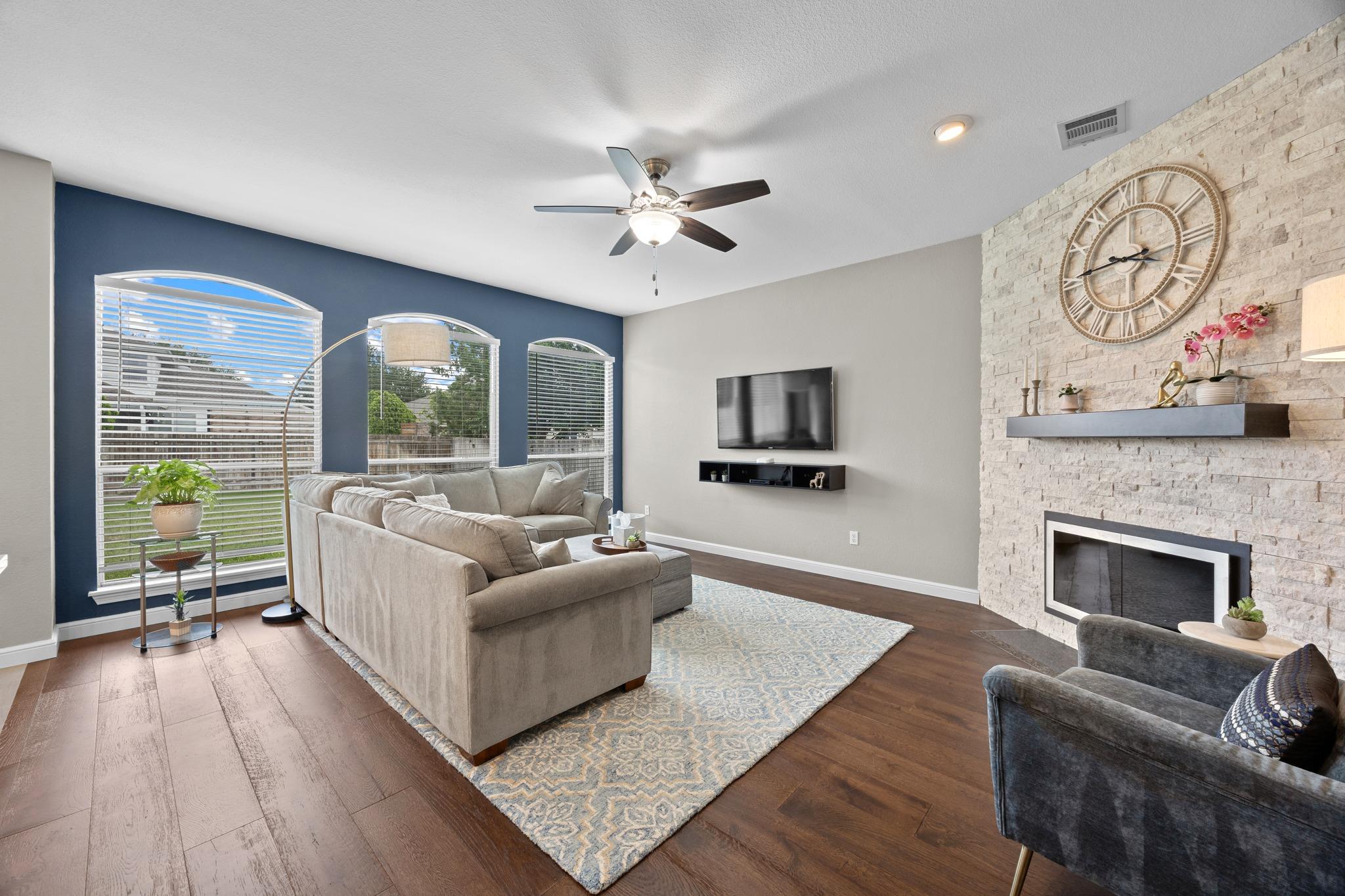 3512 Endless Shore Dr, Pflugerville, TX 78660