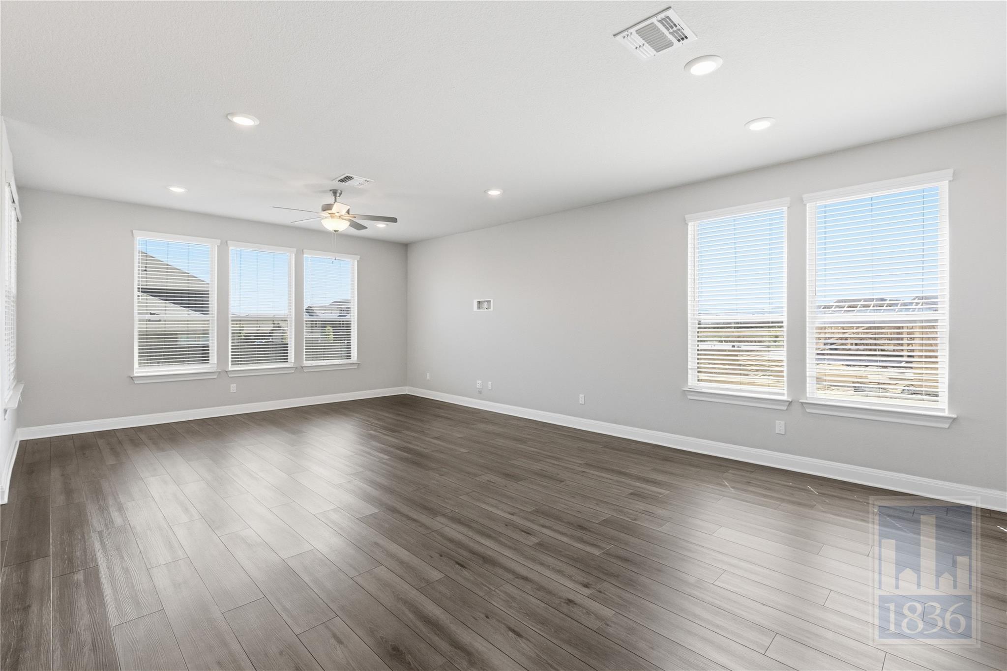 555 Purple Heart Dr, Buda, TX 78610