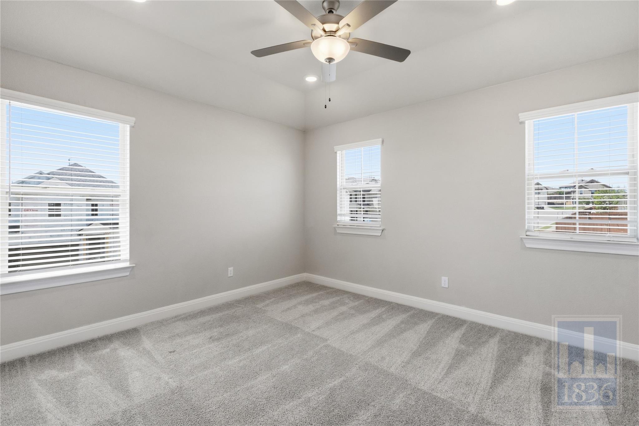 555 Purple Heart Dr, Buda, TX 78610