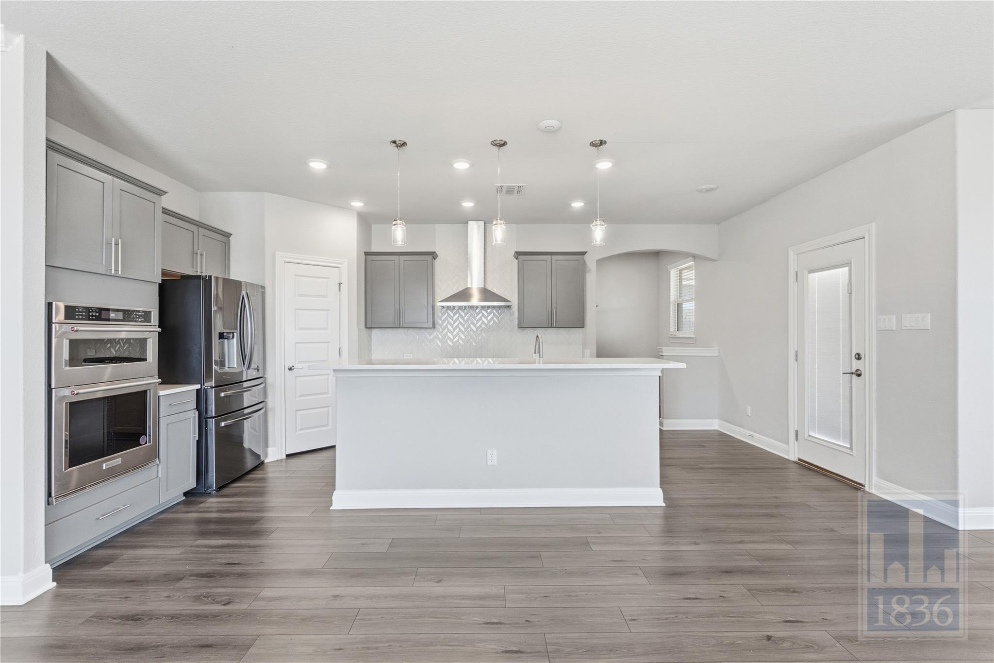 555 Purple Heart Dr, Buda, TX 78610