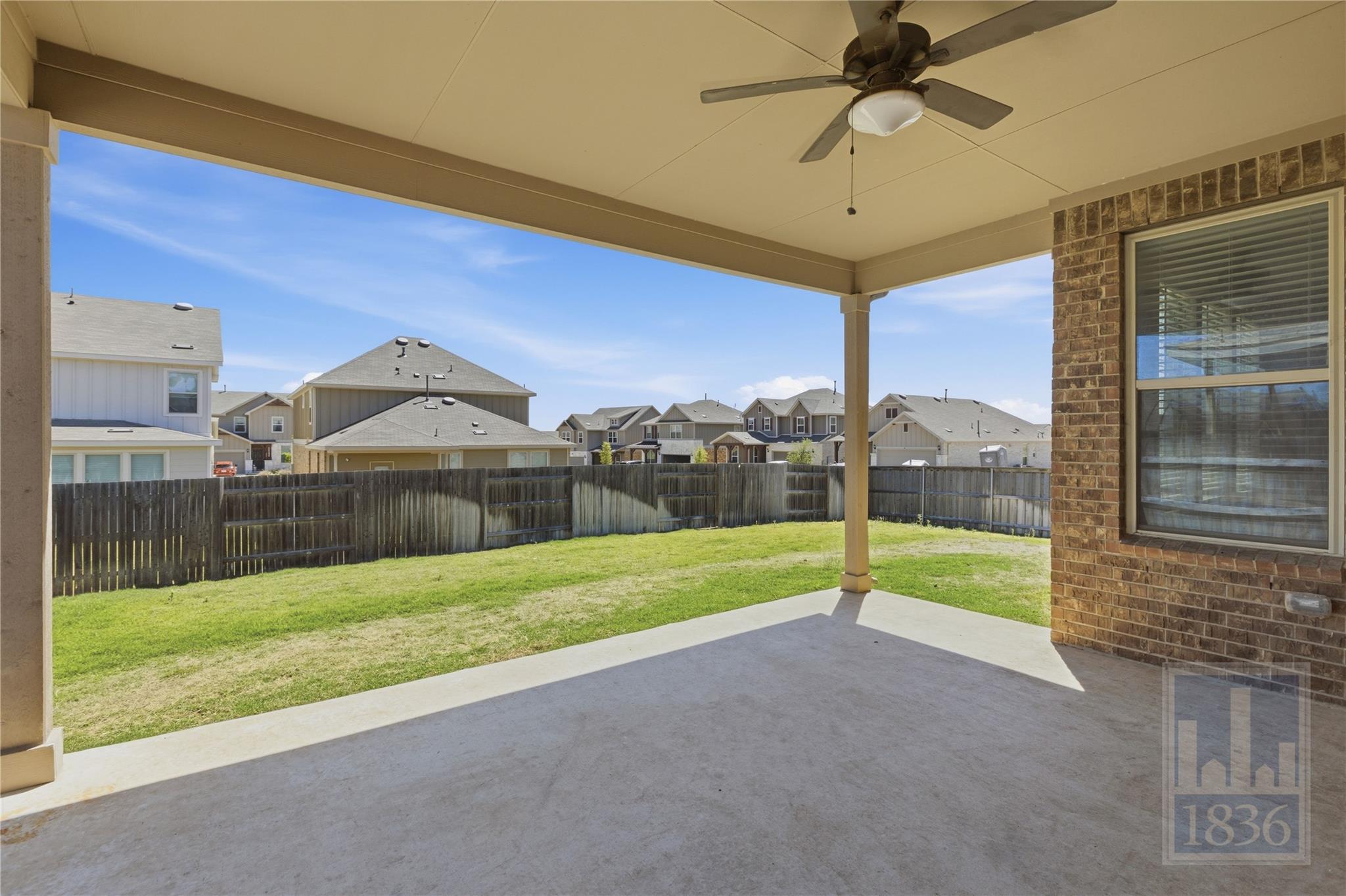 555 Purple Heart Dr, Buda, TX 78610