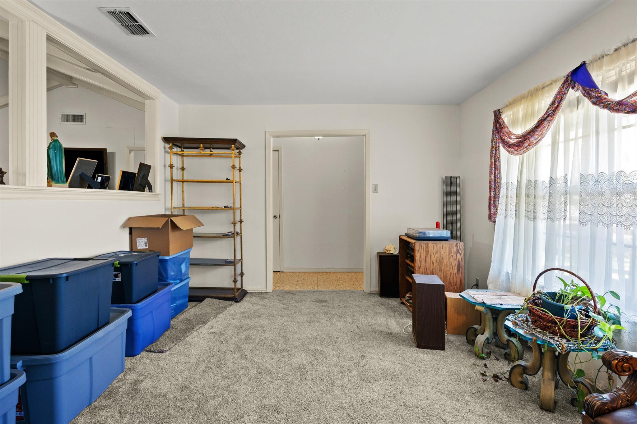 3205 Laguna Dr, Austin, TX 78741