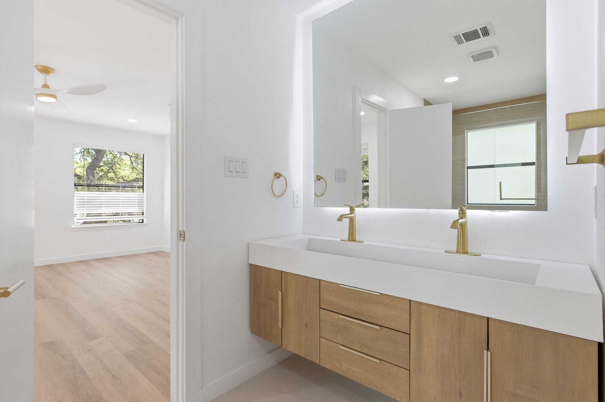 1707 Yucca Ln, Cedar Park, TX 78613