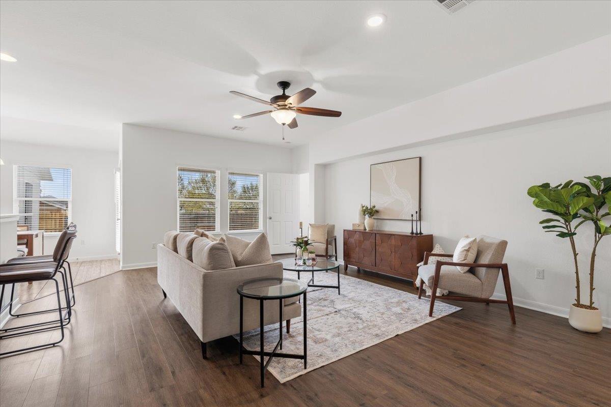 473 Goddard, Kyle, TX 78640