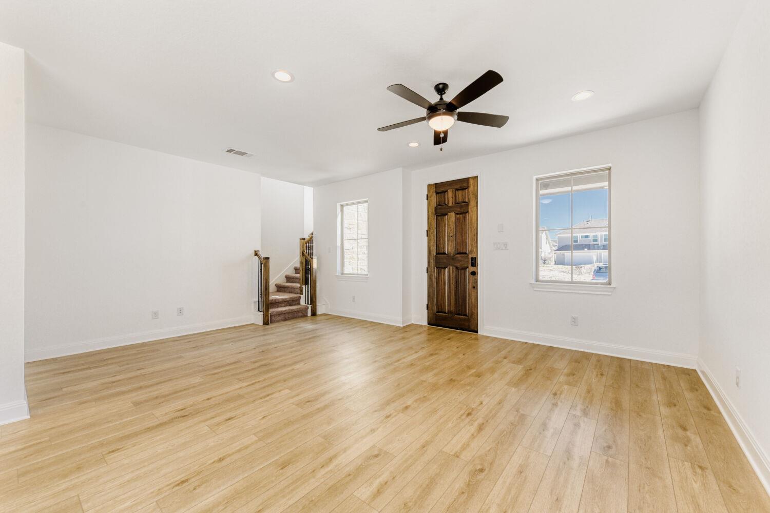 175 International St, Buda, TX 78610