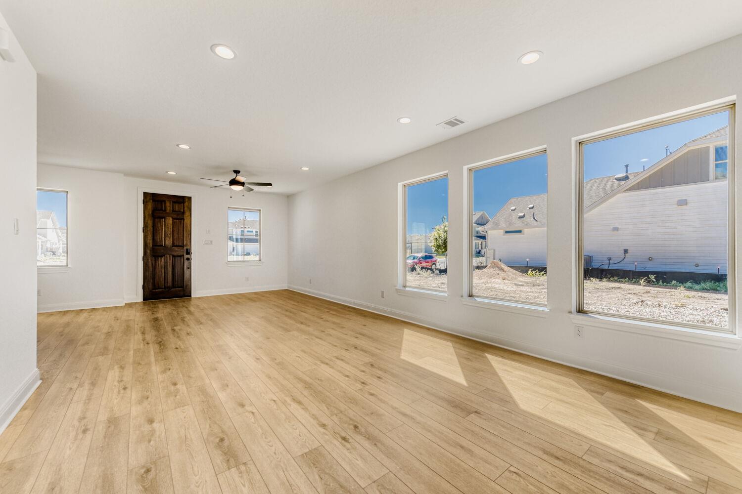 175 International St, Buda, TX 78610