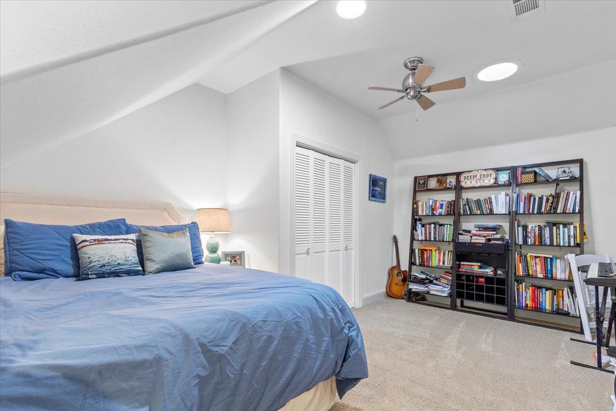 2206 W 11th St, Austin, TX 78703