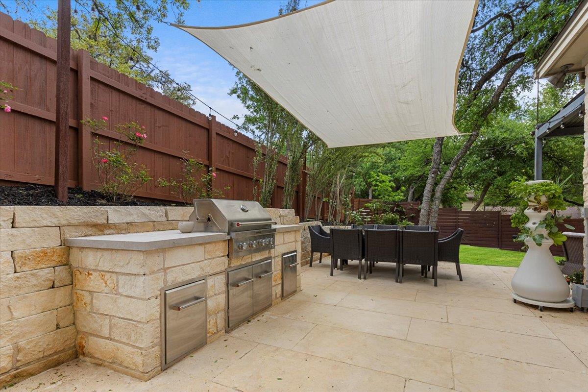 2206 W 11th St, Austin, TX 78703