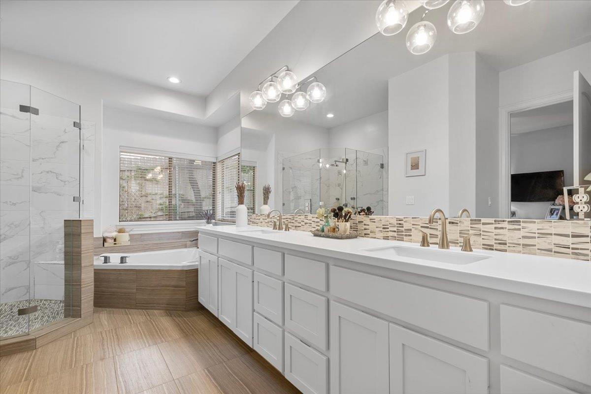 2206 W 11th St, Austin, TX 78703