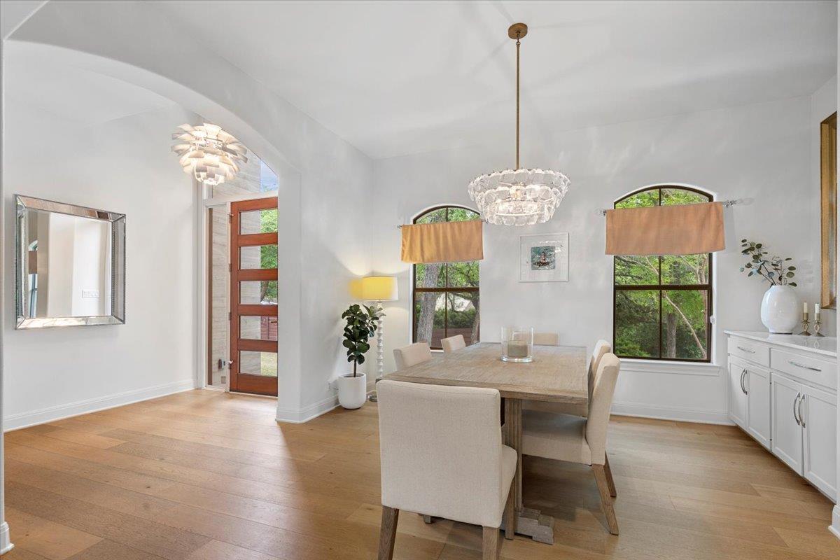 2206 W 11th St, Austin, TX 78703