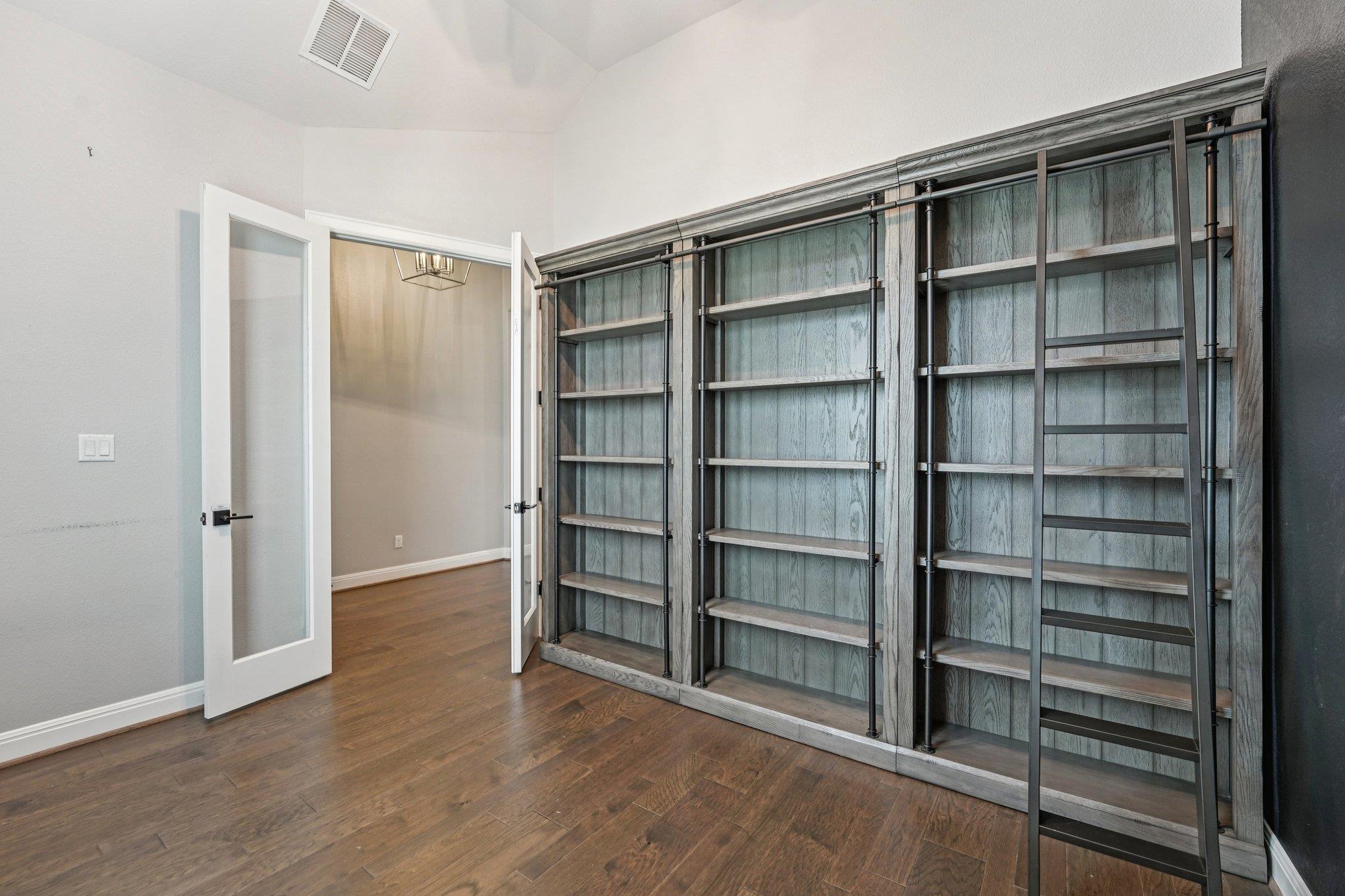 197 Left Fork Rd, Kyle, TX 78640