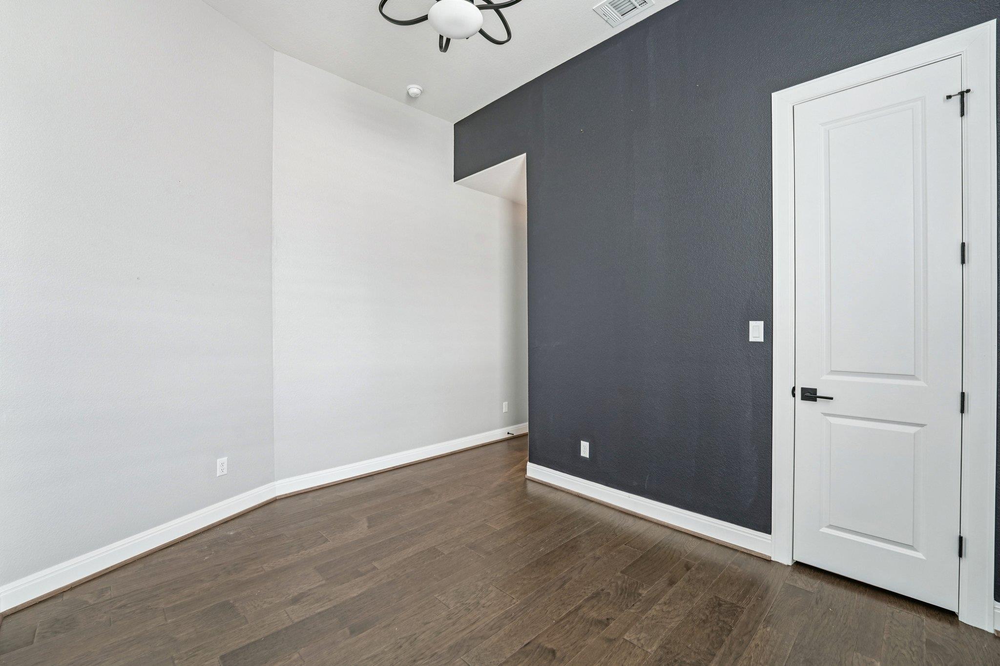 197 Left Fork Rd, Kyle, TX 78640