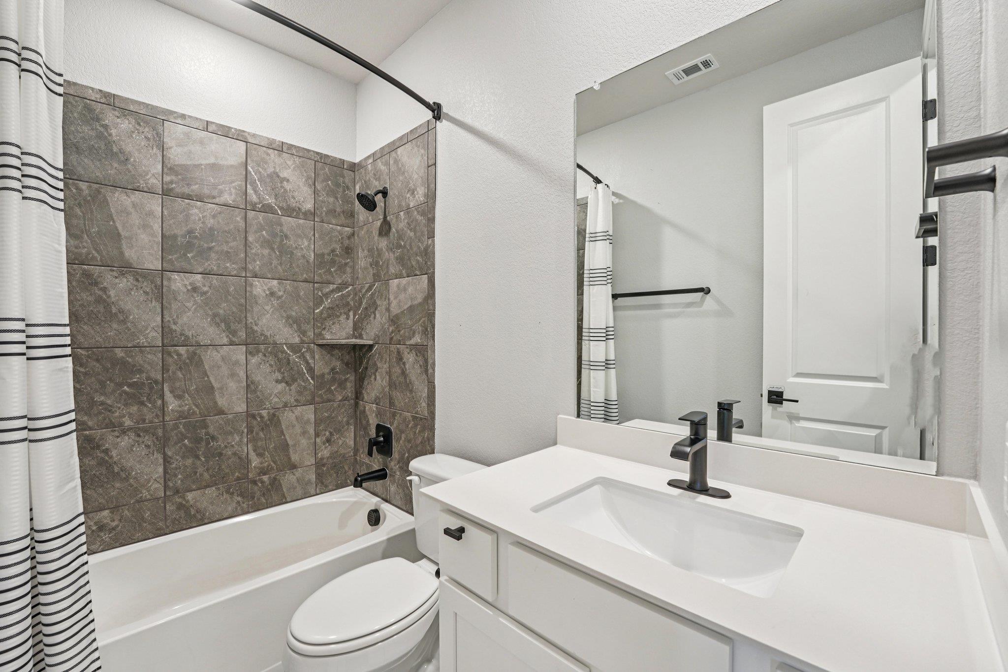 197 Left Fork Rd, Kyle, TX 78640