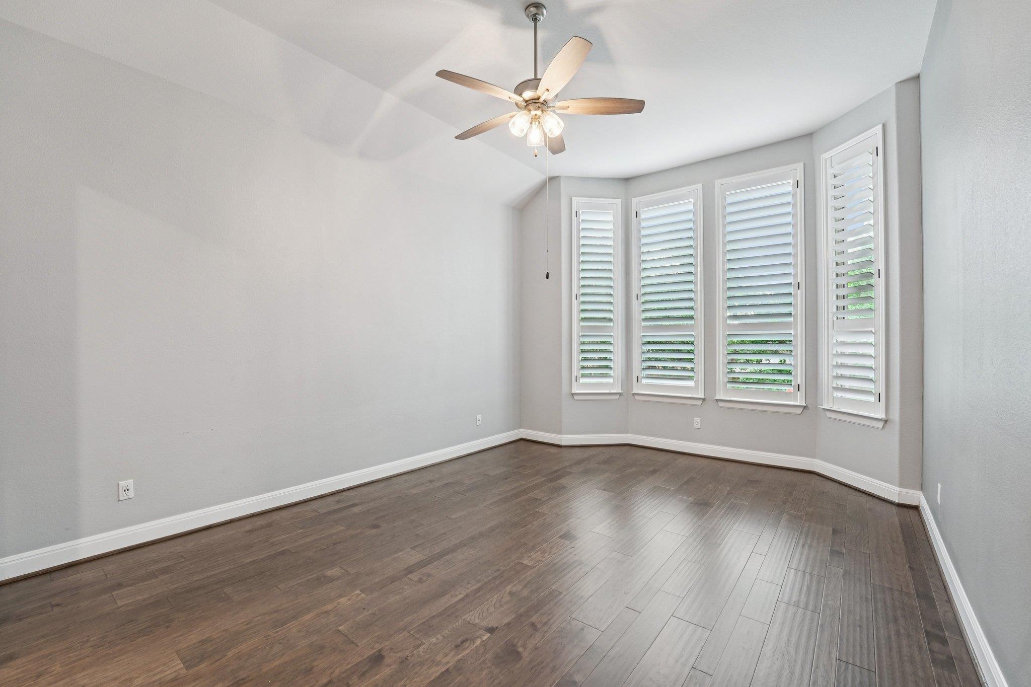 197 Left Fork Rd, Kyle, TX 78640